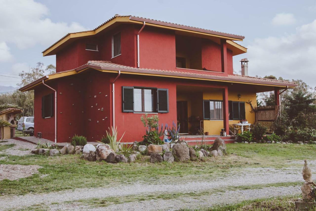 B&B Terra E Paglia Marrùbiu Exterior foto